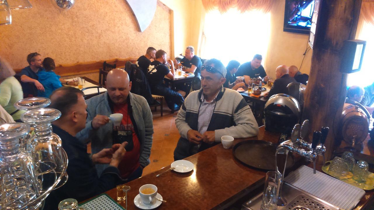 "Lian" Family Hotel & Restaurant Volosyanka  Luaran gambar