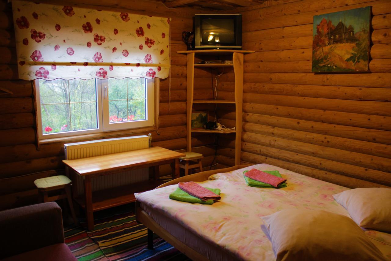 "Lian" Family Hotel & Restaurant Volosyanka  Luaran gambar