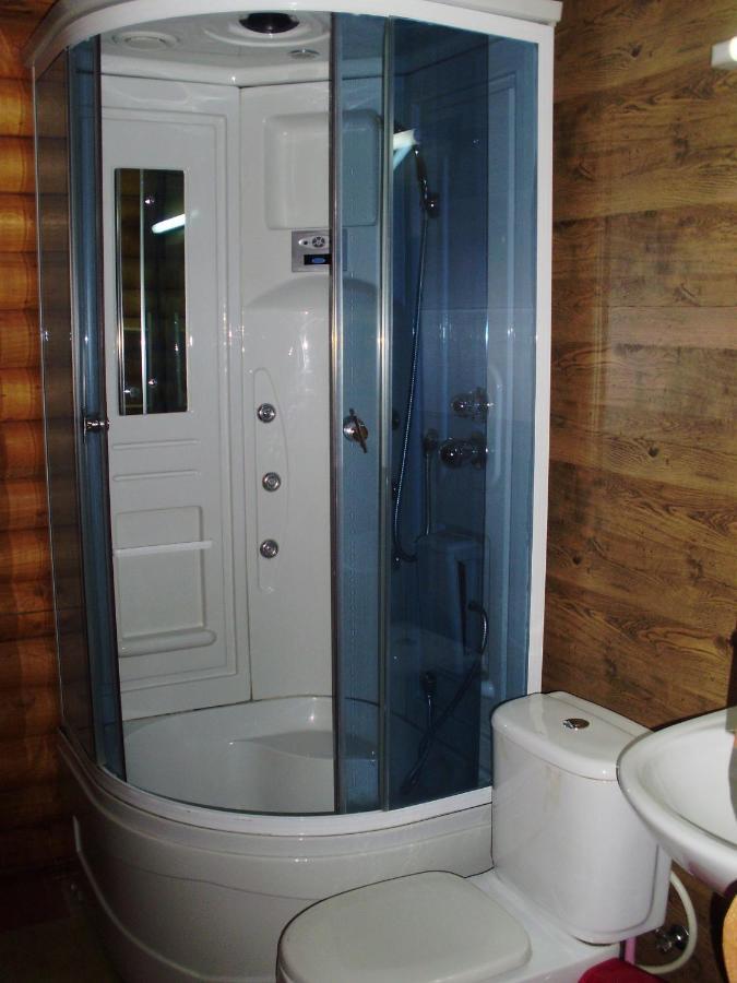 "Lian" Family Hotel & Restaurant Volosyanka  Luaran gambar